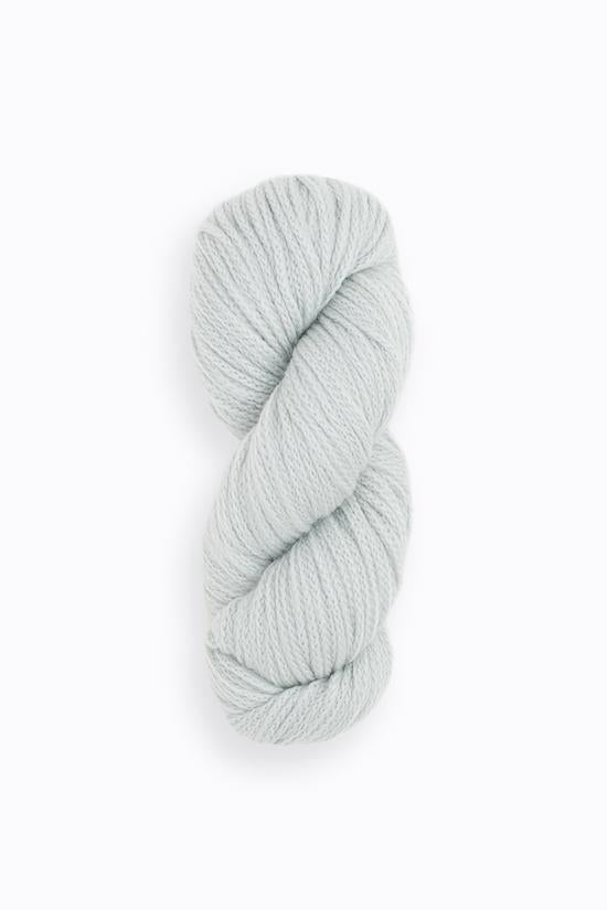 Woolfolk Far yarn in the color 31 light grey