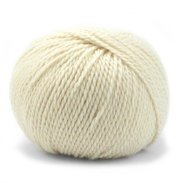 Pascuali Tibetan worsted weight yarn of ultrafine merino and yak in the color Pearl 100