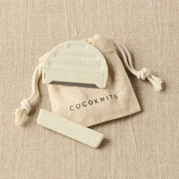 CocoKnits Fuzz Off Comb II