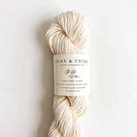Flax & Twine - Trellis Stitch Drawstring Back Kit (with needles)