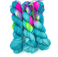 Smooshy with Cashmere LYS Day color - Mixtape