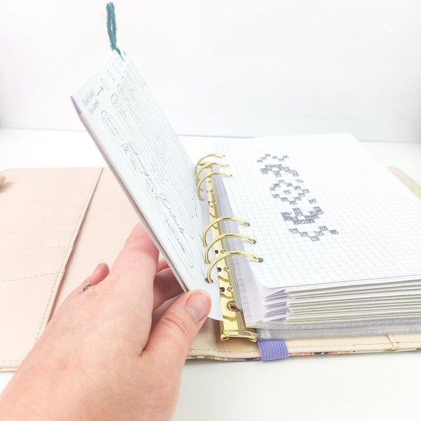 Project Journal Planner for Knitters and Crocheters - Chubby Sheep