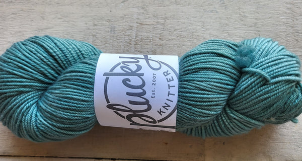 Plucky Knitter Primo DK yarn in the color Pure Michigan