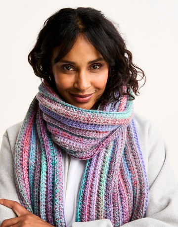 Sirdar Pattern 10811 Rich Seam Scarf