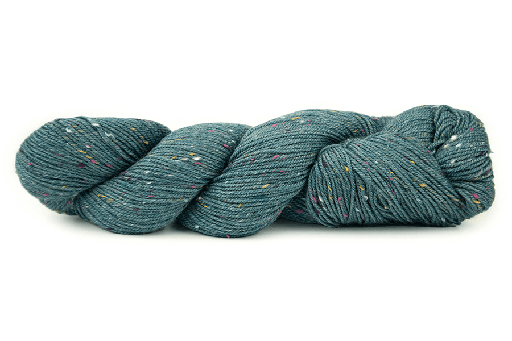 HiKoo Sueno Tweed yarn in the color Tranquil TEal 1612