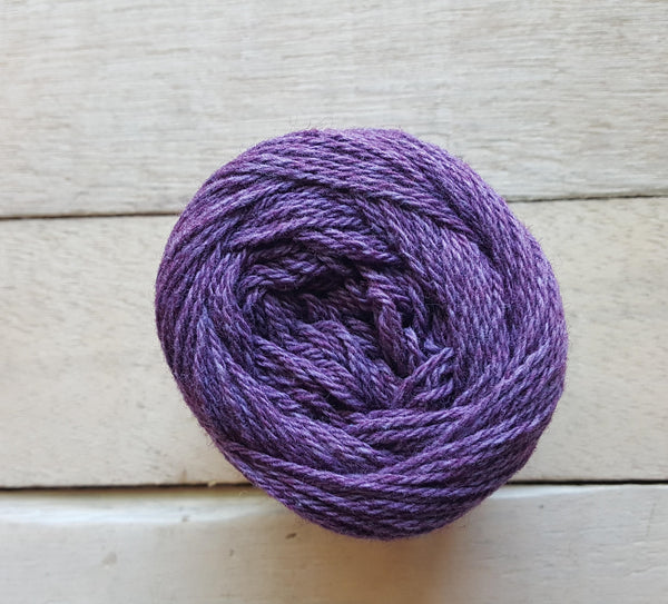 Queensland United Yarn in the Color 17 Passion Flower