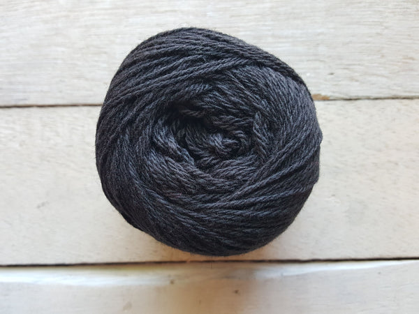 Queensland United Yarn in the Color 24 Black