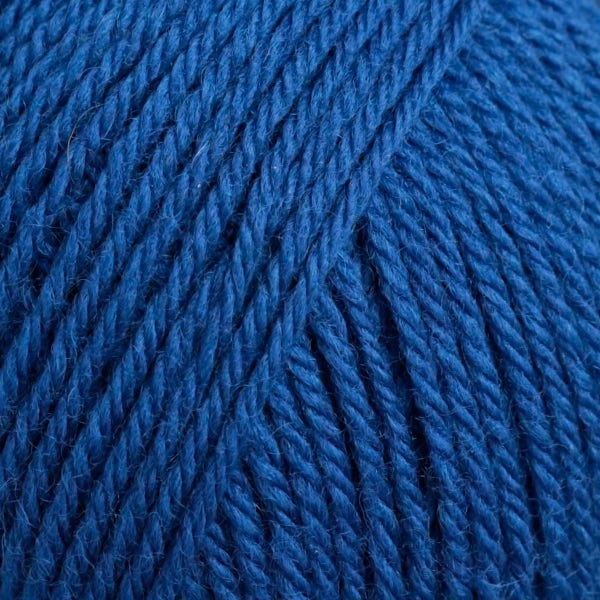 Berroco Lanas 100% wool yarn in the color Azure 9546
