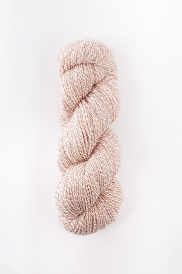Woolfolk Sno in the color 00+28 White and Blush